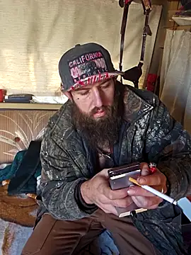 Snapshot of StruggleSnuggles chatting on 7, 11, 2025 StruggleSnuggles online show from 7, 11, 2025