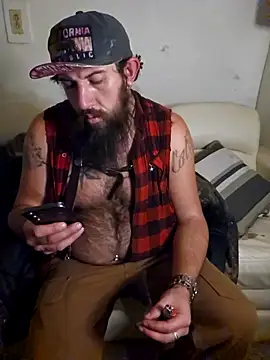 Snapshot of StruggleSnuggles chatting on 10, 11, 2025 StruggleSnuggles online show from 10, 11, 2025