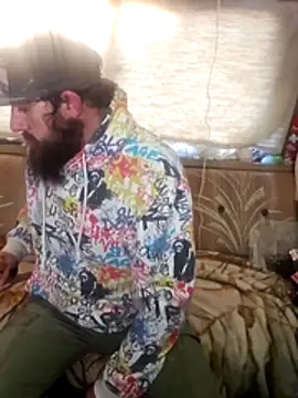 Snapshot of StruggleSnuggles chatting on 29, 10, 2025 StruggleSnuggles online show from 29, 10, 2025