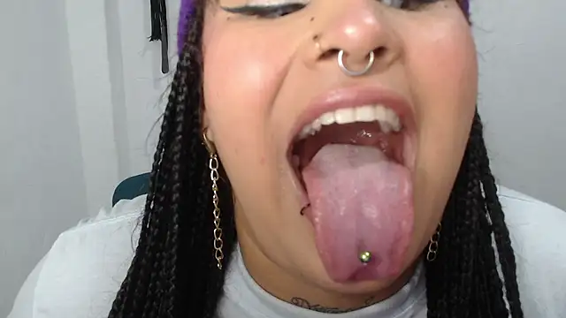 brittanysexhot online show from 5, 7, 2026