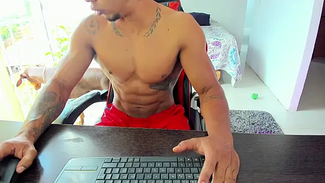 Adam Valenciia online show from 28, 9, 2025