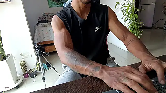 Adam Valenciia online show from 14, 2, 2026