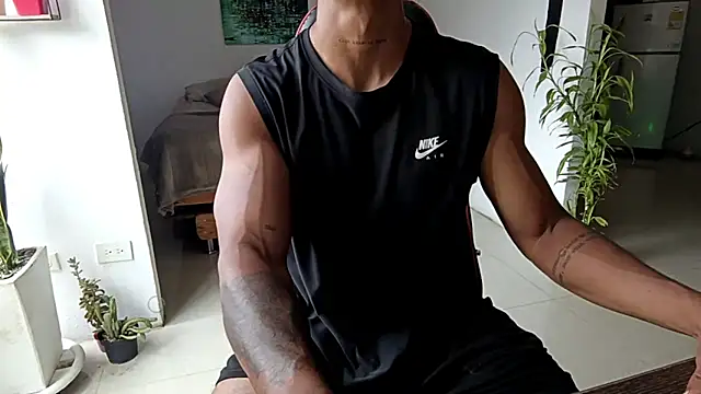 Adam Valenciia online show from 24, 2, 2026