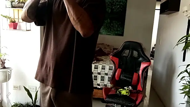 Snapshot of Adam_Valenciia chatting on 1, 7, 2026 Adam Valenciia online show from 1, 7, 2026