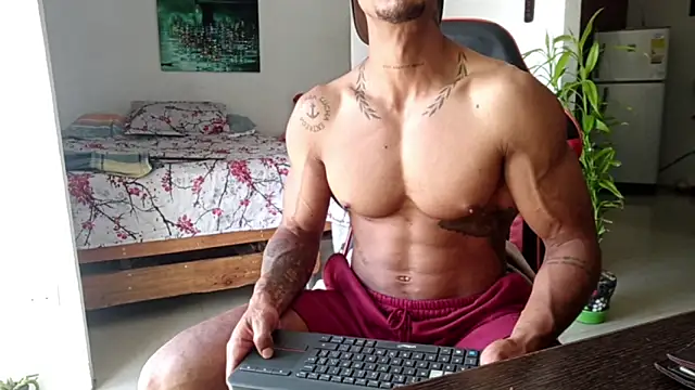 Adam Valenciia online show from 3, 5, 2026