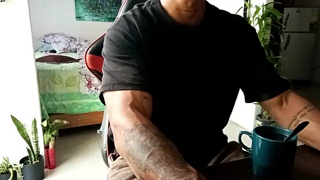 Snapshot of Adam_Valenciia chatting on 12, 7, 2026 Adam Valenciia online show from 12, 7, 2026