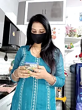 Best-Couple online show from 15, 4, 2026