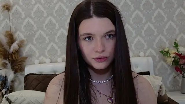 Nellie Medina online show from 2, 3, 2025