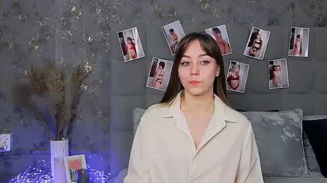 Snapshot of TheEmma chatting on 21, 3, 2025 TheEmma online show from 21, 3, 2025