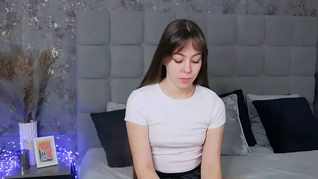 Snapshot of TheEmma chatting on 21, 3, 2025 TheEmma online show from 21, 3, 2025