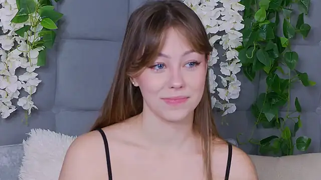 Snapshot of TheEmma chatting on 26, 10, 2025 TheEmma online show from 26, 10, 2025