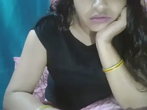 Hot-shanvi online show from 21, 3, 2025