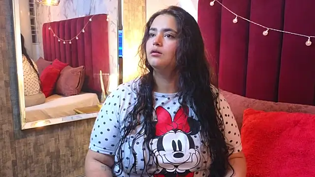 KRYSSTARITTER4 online show from 3, 10, 2025