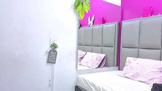 KRYSSTARITTER4 online show from 6, 5, 2026