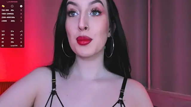 Miss Alice   online show from 24, 1, 2025