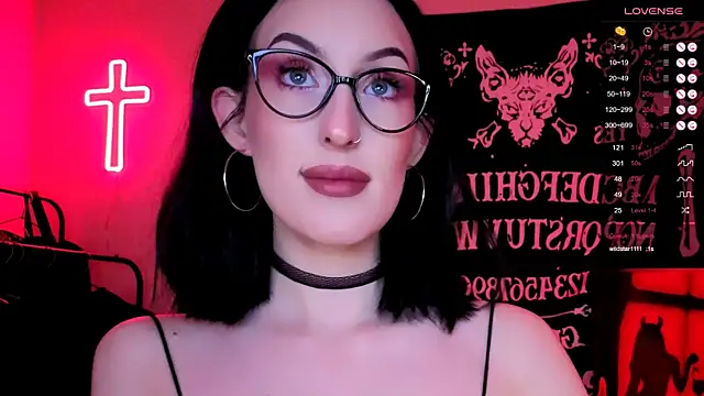 Miss Alice   online show from 16, 11, 2025