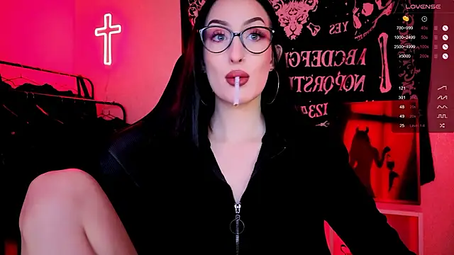 Miss Alice   online show from 5, 2, 2026