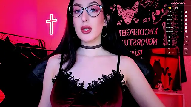 Miss Alice   online show from 20, 3, 2026