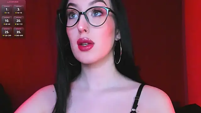 Miss Alice   online show from 28, 2, 2025