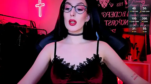 Miss Alice   online show from 14, 4, 2026