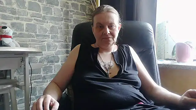 Sweet Phoenix online show from 13, 3, 2025