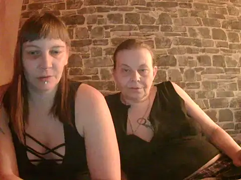 Sweet Phoenix online show from 22, 1, 2025