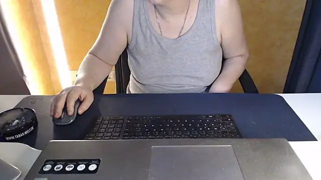Sweet Phoenix online show from 5, 6, 2026