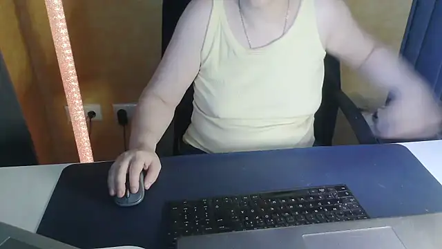 Sweet Phoenix online show from 8, 6, 2026