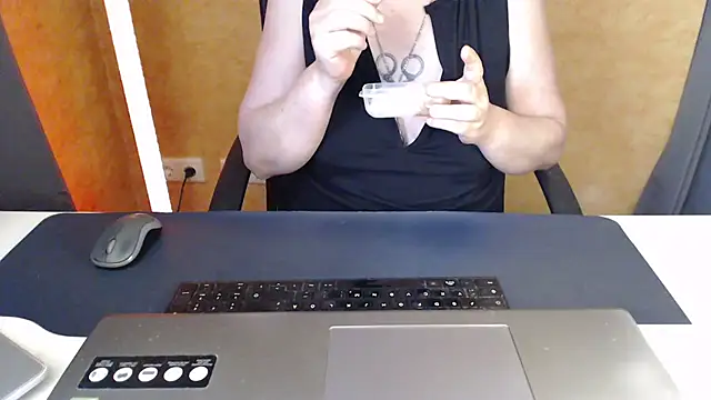Sweet Phoenix online show from 27, 6, 2026