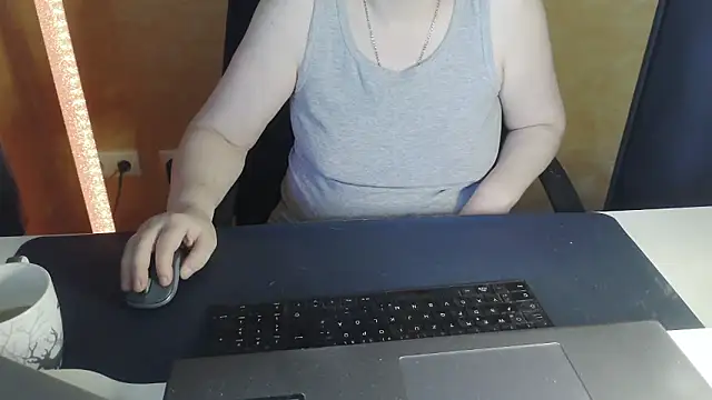 Sweet Phoenix online show from 17, 6, 2026