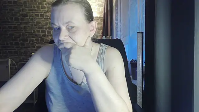 Sweet Phoenix online show from 17, 10, 2025