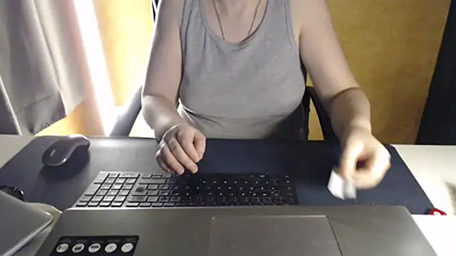 Sweet Phoenix online show from 20, 2, 2026