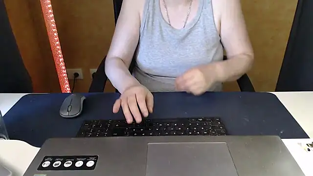 Sweet Phoenix online show from 4, 6, 2026