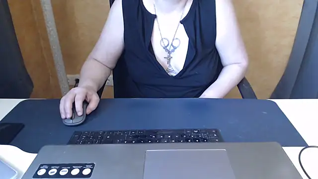 Sweet Phoenix online show from 12, 5, 2026