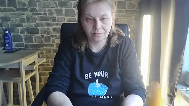 Sweet Phoenix online show from 1, 2, 2026