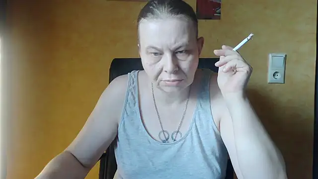 Sweet Phoenix online show from 11, 9, 2025