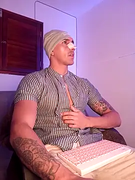 Joylopez fit online show from 6, 2, 2026