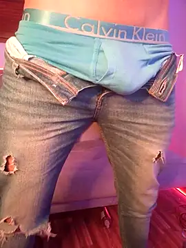 Joylopez fit online show from 19, 4, 2026