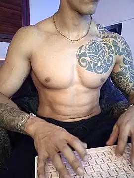 Snapshot of Joylopez_fit chatting on 11, 6, 2026 Joylopez fit online show from 11, 6, 2026