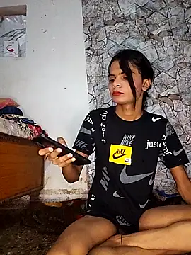 Enna Zarza  online show from 7, 10, 2025