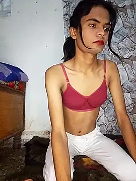 Enna Zarza  online show from 13, 11, 2025