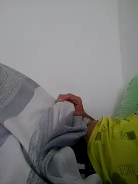 Snapshot of fredfgr chatting on 8, 10, 2025 fredfgr online show from 8, 10, 2025