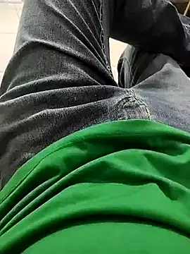 Snapshot of fredfgr chatting on 2, 2, 2026 fredfgr online show from 2, 2, 2026