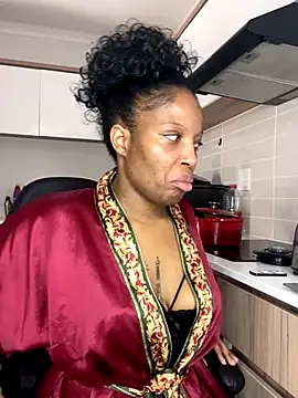 Thando04 online show from 13, 9, 2025