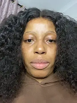 Thando04 online show from 18, 12, 2025