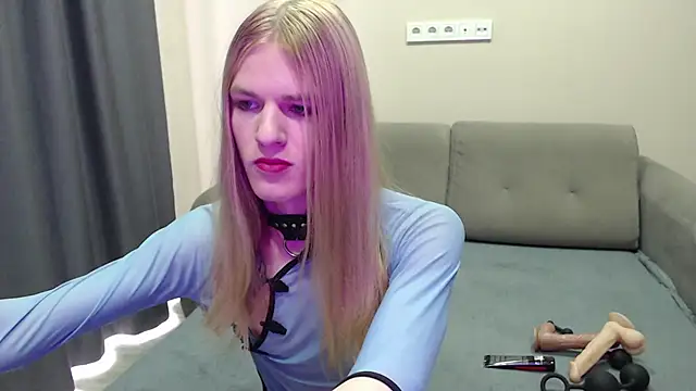 blaire  18 online show from 4, 3, 2025