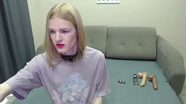 blaire  18 online show from 18, 2, 2025