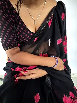 Snapshot of lovelygirl4567 chatting on 23, 4, 2026 lovelygirl4567 online show from 23, 4, 2026
