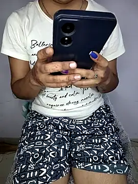 Snapshot of lovelygirl4567 chatting on 11, 5, 2026 lovelygirl4567 online show from 11, 5, 2026