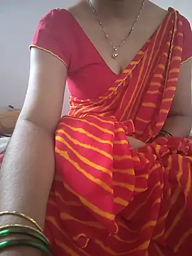 Snapshot of lovelygirl4567 chatting on 20, 5, 2026 lovelygirl4567 online show from 20, 5, 2026
